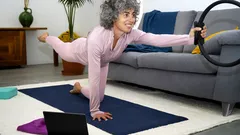 5 täydellistä harjoitusta yli 50-vuotiaille: tarvitset vain 10 minuuttia päivässä